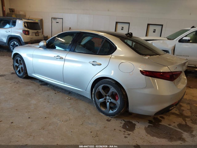 2017 ALFA ROMEO GIULIA ZARFAEDN1H7538340 Photo 2