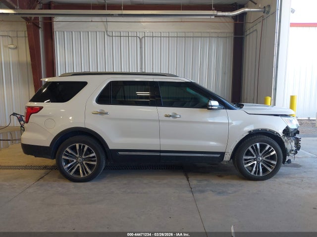 1FM5K8HTXGGB85281 Ford Explorer Platinum
