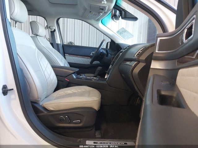 1FM5K8HTXGGB85281 Ford Explorer Platinum