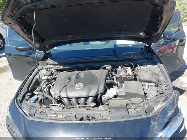 44471262 :رقم المزاد ، 3MZBPAAL1MM253444 vin ، 2021 Mazda Mazda3 2.5 S مزاد بيع