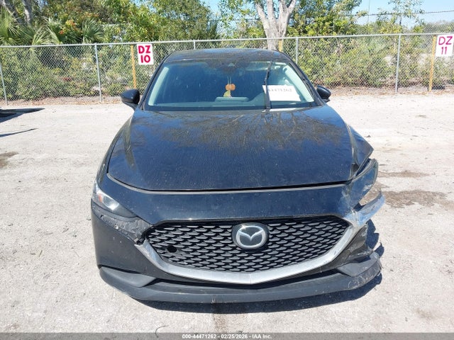 44471262 :رقم المزاد ، 3MZBPAAL1MM253444 vin ، 2021 Mazda Mazda3 2.5 S مزاد بيع
