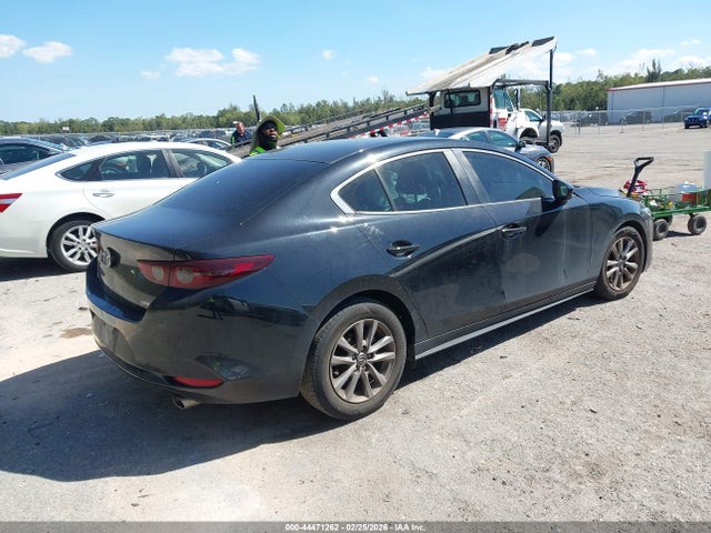44471262 :رقم المزاد ، 3MZBPAAL1MM253444 vin ، 2021 Mazda Mazda3 2.5 S مزاد بيع