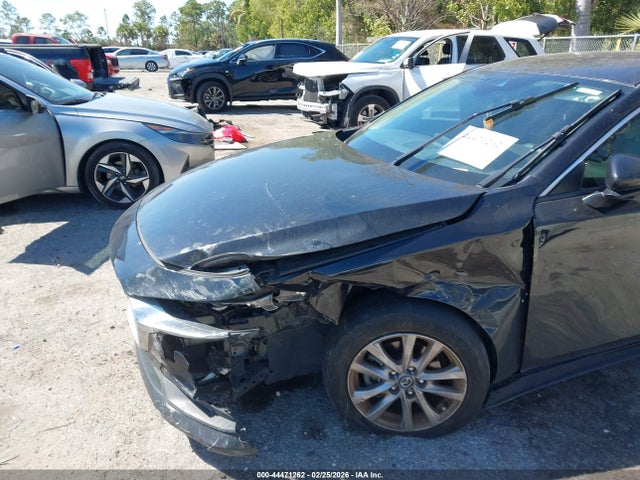 44471262 :رقم المزاد ، 3MZBPAAL1MM253444 vin ، 2021 Mazda Mazda3 2.5 S مزاد بيع