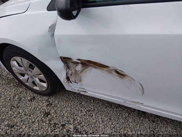 1G1PA5SH1E7482285 Chevrolet Cruze Ls Auto