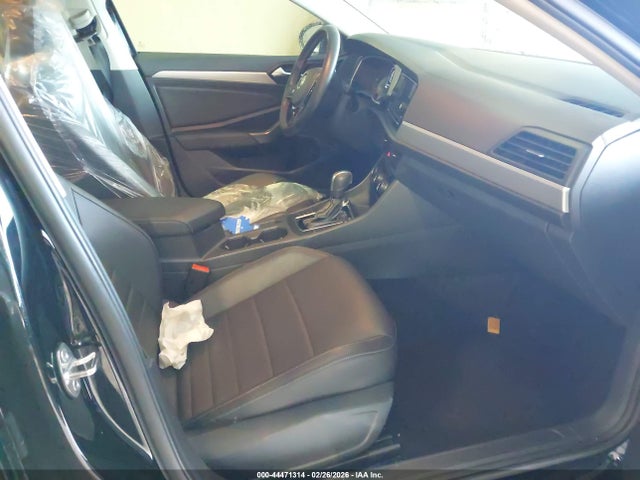 2021 VOLKSWAGEN JETTA 3VWC57BU8MM008418 Photo 4