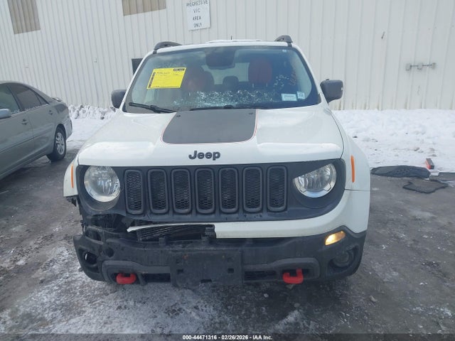 2016 Jeep Renegade Trailhawk მანქანა იყიდება აუქციონზე, vin: ZACCJBCT8GPD00093, აუქციონის ნომერი: 44471316