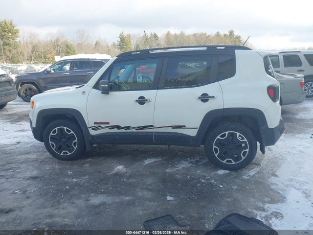 2016 Jeep Renegade Trailhawk მანქანა იყიდება აუქციონზე, vin: ZACCJBCT8GPD00093, აუქციონის ნომერი: 44471316