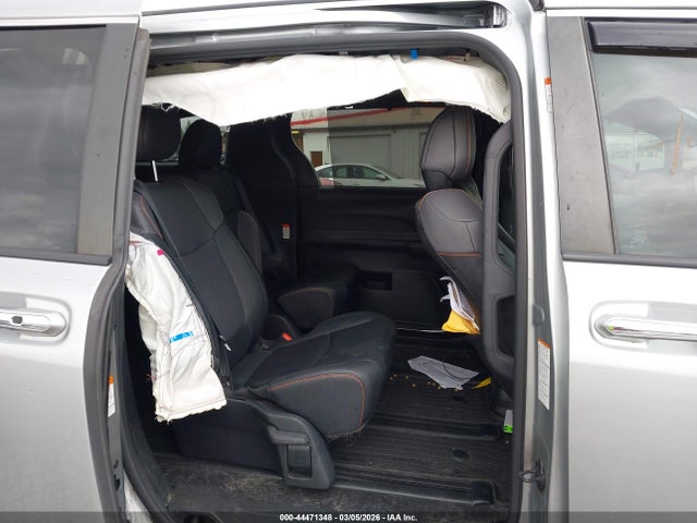 2021 TOYOTA SIENNA 5TDXRKEC5MS005619 Photo 7