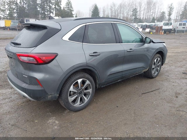 1FMCU9JA4SUB45465 Ford Escape Platinum