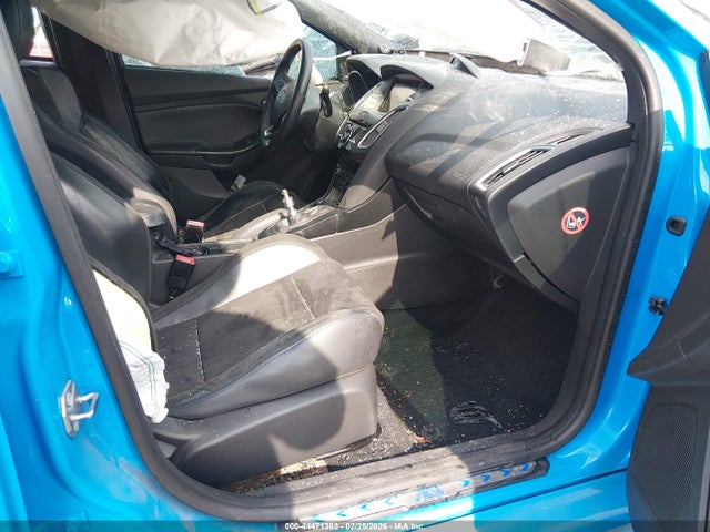 2017 FORD FOCUS RS WF0DP3TH8H4120842 Photo 4