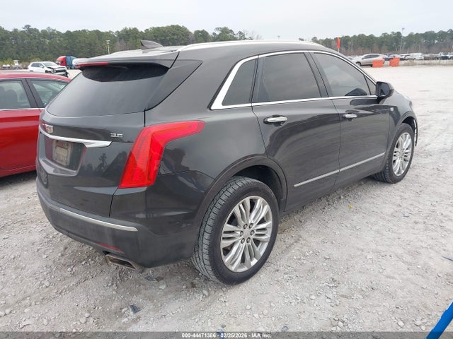 2018 CADILLAC XT5 1GYKNERS9JZ212737 Photo 3