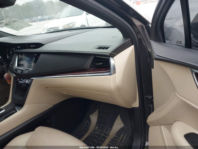 2018 CADILLAC XT5 1GYKNERS9JZ212737 Photo 4