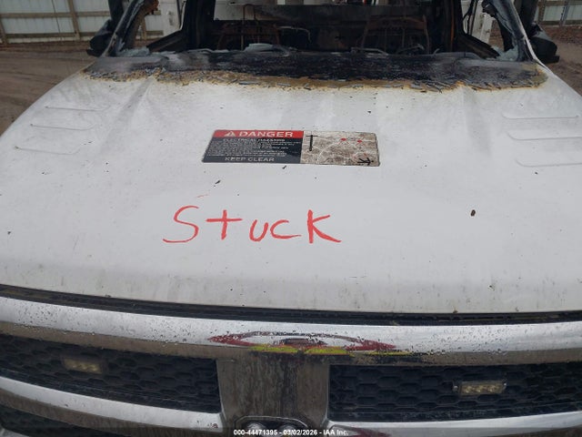 44471395 :رقم المزاد ، 3C7WRMBL0HG753861 vin ، 2017 Ram 5500 Chassis Tradesman/slt مزاد بيع