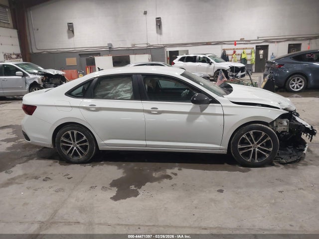 44471397 :رقم المزاد ، 3VWBM7BU4NM002213 vin ، 2022 Volkswagen Jetta 1.5t Sport مزاد بيع