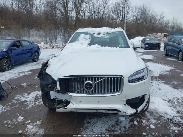 YV4H60CF1R1192194 Volvo Xc90 Recharge Plug-in Hybrid T8 Ultimate Bright Theme 7-seater