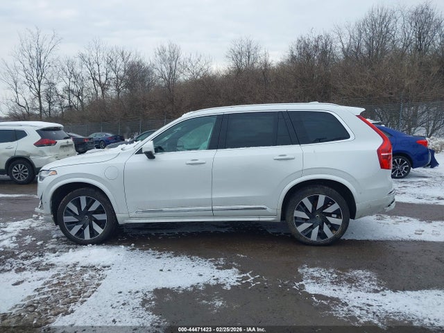 YV4H60CF1R1192194 Volvo Xc90 Recharge Plug-in Hybrid T8 Ultimate Bright Theme 7-seater