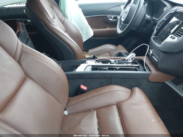 2024 VOLVO XC90 RECHARGE PLUG-IN HYBRID YV4H60CF1R1192194 Photo 4