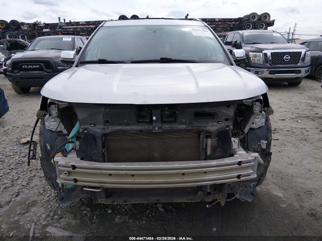 Ford EXPLORER XLT 2018 1FM5K7D83JGB15107 Image 13