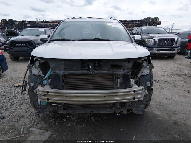 Ford EXPLORER XLT 2018 1FM5K7D83JGB15107 Image 6