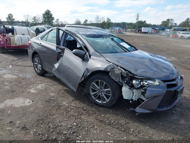 4T1BF1FKXGU226194 Toyota CAMRY SE
