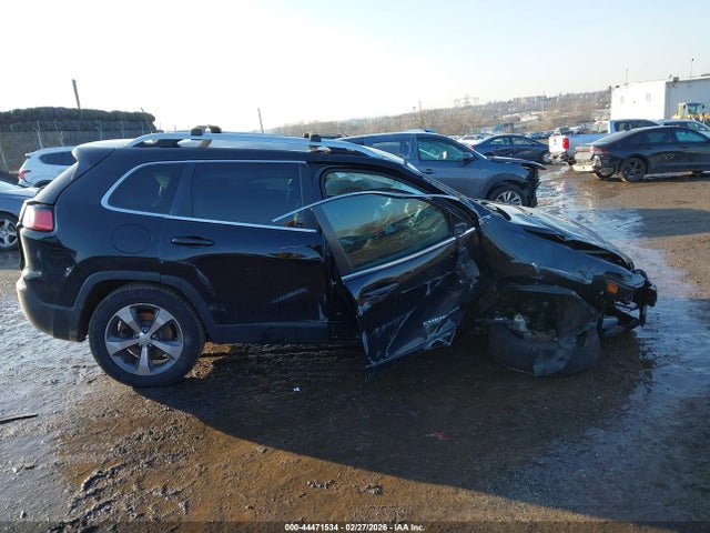 1C4PJMDX6KD461189 Jeep Cherokee Limited 4x4