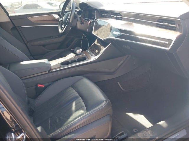 2019 AUDI A6 WAUL2AF27KN115624 Photo 4