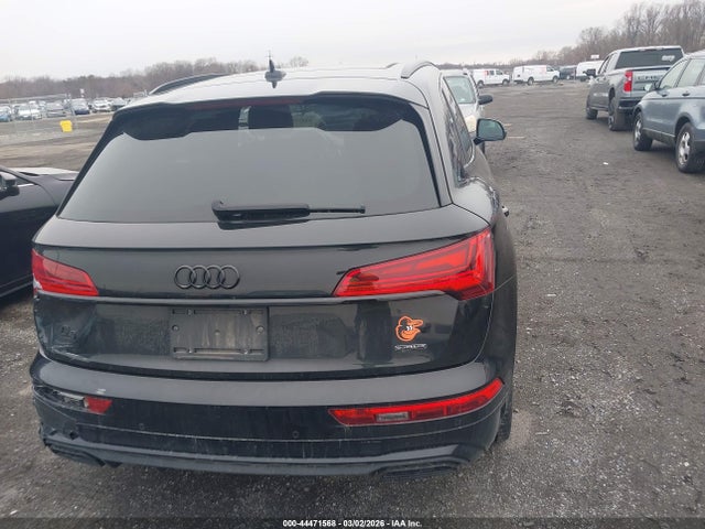 Auction sale of the 2022 Audi Q5 Premium Plus 55 Tfsi E S Line Quattro S Tronic, vin: WA1E2AFY8N2077773, lot number: 44471568