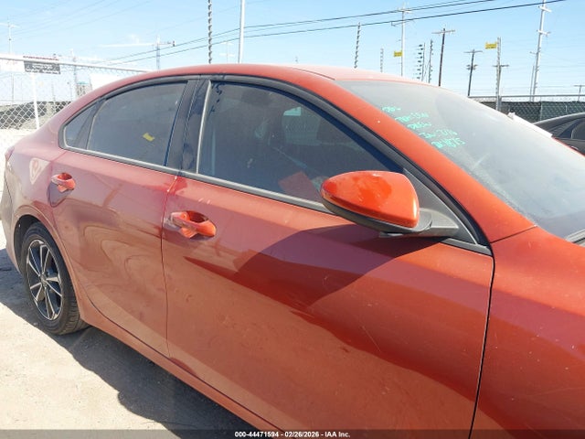 44471594 :رقم المزاد ، 3KPF24AD7NE434217 vin ، 2022 Kia Forte Lxs مزاد بيع