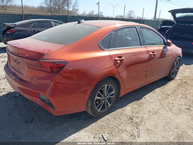 44471594 :رقم المزاد ، 3KPF24AD7NE434217 vin ، 2022 Kia Forte Lxs مزاد بيع
