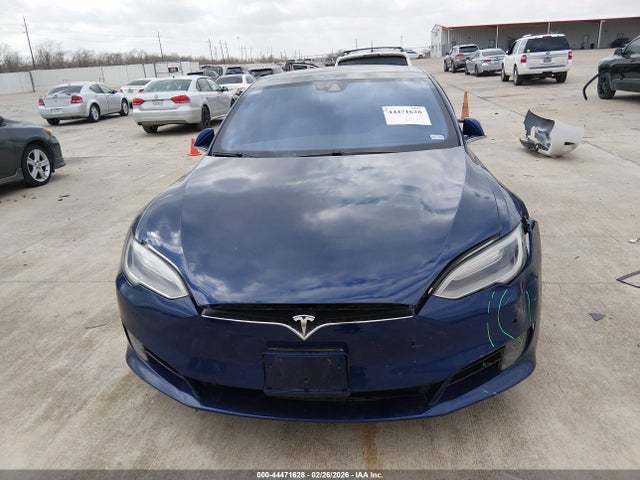 Продаж на аукціоні авто 2016 Tesla Model S 60/70/75/85, vin: 5YJSA1E12GF160566, номер лоту: 44471628