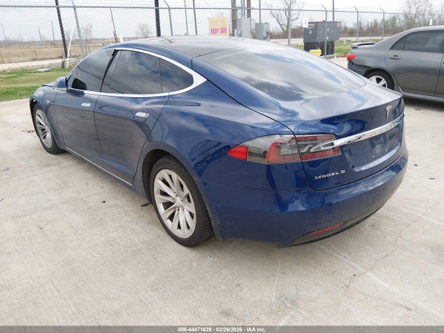 Продаж на аукціоні авто 2016 Tesla Model S 60/70/75/85, vin: 5YJSA1E12GF160566, номер лоту: 44471628