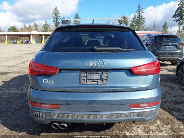 WA1BCCFS3JR023130 Audi Q3 2.0t Premium/2.0t Sport Premium