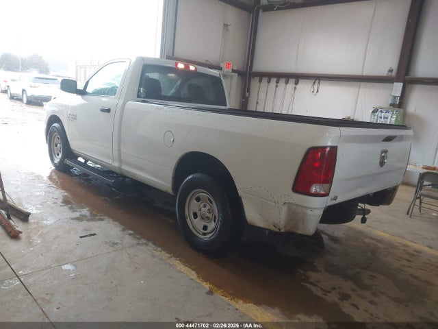 2023 RAM 1500 CLASSIC 3C6JR6DG4PG640018 Photo 2