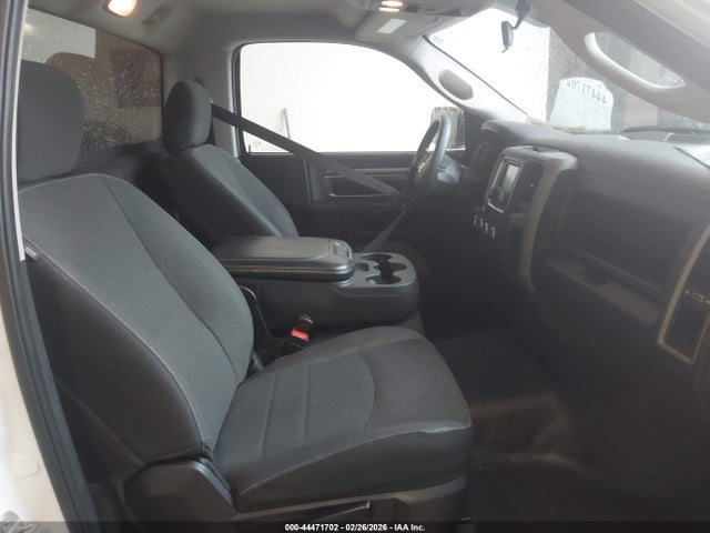 2023 RAM 1500 CLASSIC 3C6JR6DG4PG640018 Photo 4