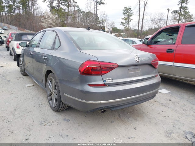 44471705 :رقم المزاد ، 1VWAA7A31JC047876 vin ، 2018 Volkswagen Passat 2.0t R-line/2.0t S مزاد بيع