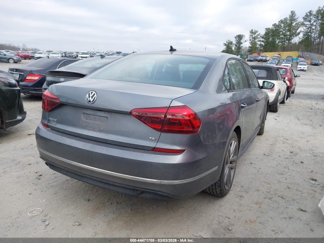 44471705 :رقم المزاد ، 1VWAA7A31JC047876 vin ، 2018 Volkswagen Passat 2.0t R-line/2.0t S مزاد بيع