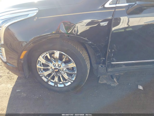 44471757 :رقم المزاد ، 1GYKNDRS7JZ188626 vin ، 2018 Cadillac Xt5 Luxury مزاد بيع