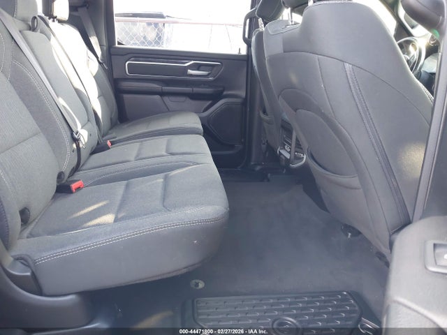 2020 Ram 1500 Big Horn  4x4 5'7 Box მანქანა იყიდება აუქციონზე, vin: 1C6SRFFT3LN208374, აუქციონის ნომერი: 44471800