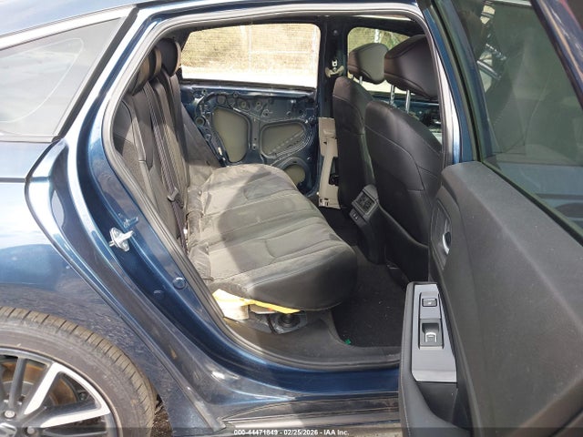 1HGCY2F82RA047697 Honda Accord Hybrid Touring