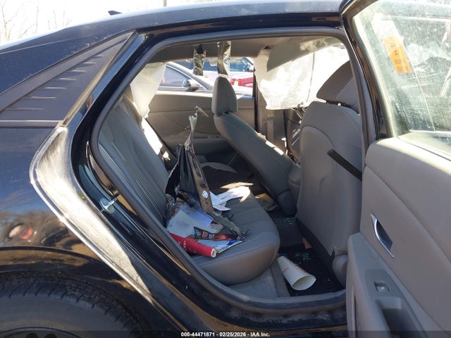 44471871 :رقم المزاد ، 5NPLM4AG2PH095050 vin ، 2023 Hyundai Elantra Sel مزاد بيع