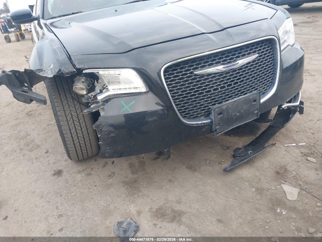 Продаж на аукціоні авто 2016 Chrysler 300 Anniversary Edition, vin: 2C3CCAAGXGH252886, номер лоту: 44471876
