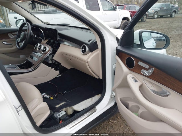 2021 MERCEDES-BENZ GLC 300 W1N0G8EB1MF871635 Photo 4
