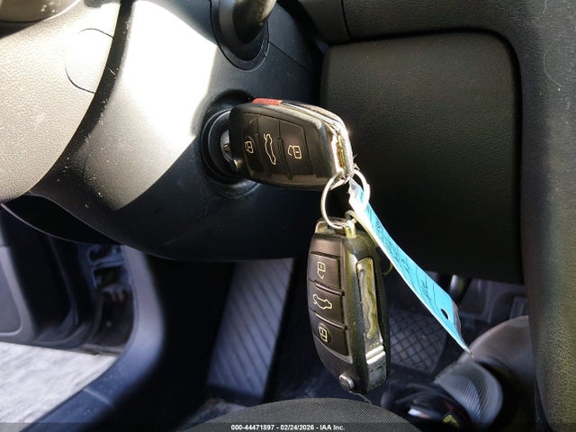 2013 AUDI A3 WAUBJAFM1DA004111 Photo 10