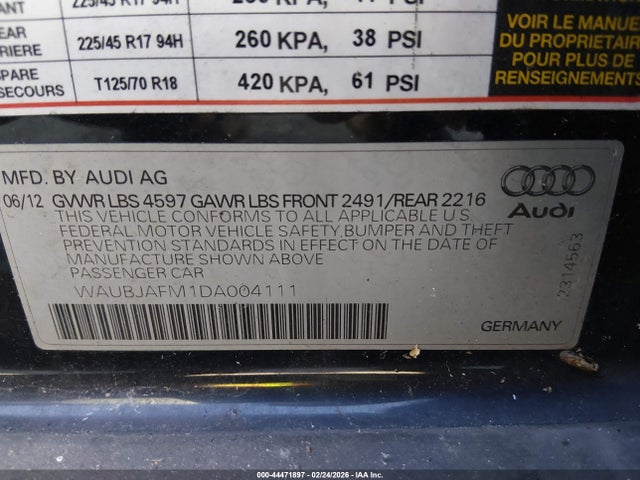 2013 AUDI A3 WAUBJAFM1DA004111 Photo 8