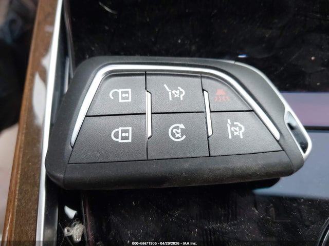 Продажа на аукционе авто 2026 Cadillac Escalade Platinum Sport, vin: 1GYS8GKL6TR110482, номер лота: 44471905