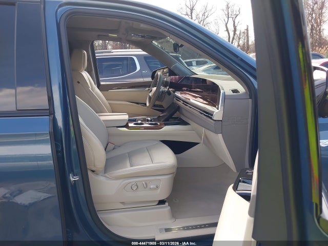 Продажа на аукционе авто 2026 Cadillac Escalade Platinum Sport, vin: 1GYS8GKL6TR110482, номер лота: 44471905