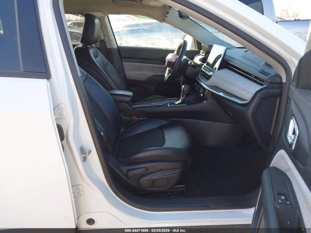 Продажа на аукционе авто 2022 Jeep Compass Latitude 4x4, vin: 3C4NJDBB8NT219582, номер лота: 44471909