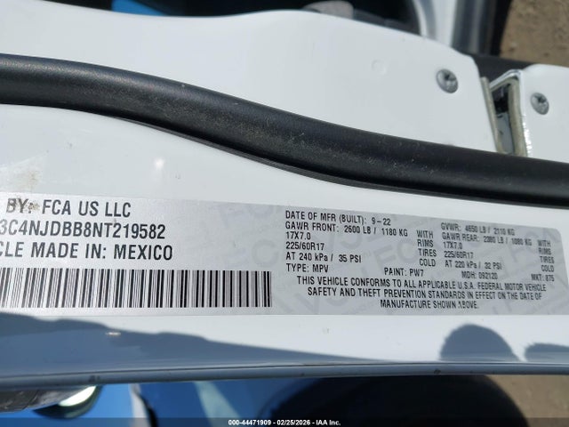 Продажа на аукционе авто 2022 Jeep Compass Latitude 4x4, vin: 3C4NJDBB8NT219582, номер лота: 44471909