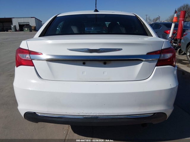 Aukcja sprzedaży 2012 Chrysler 200 Lx, vin: 1C3CCBAB4CN240812, numer aukcji: 44471910