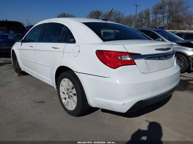 Aukcja sprzedaży 2012 Chrysler 200 Lx, vin: 1C3CCBAB4CN240812, numer aukcji: 44471910